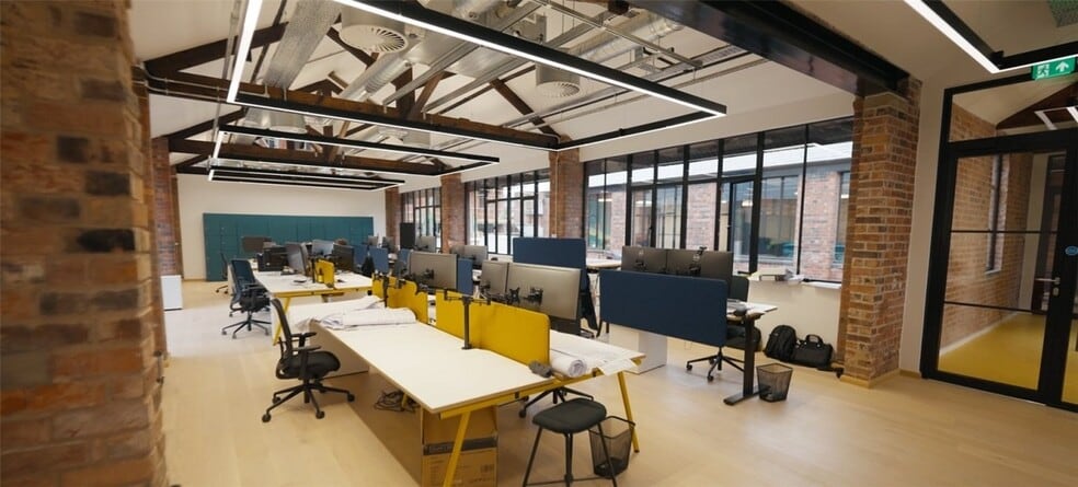 77 Camden St, Birmingham for lease - Interior Photo - Image 2 of 3