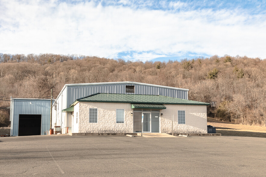 12693 Lee Hwy, Washington, VA for lease - Building Photo - Image 3 of 11