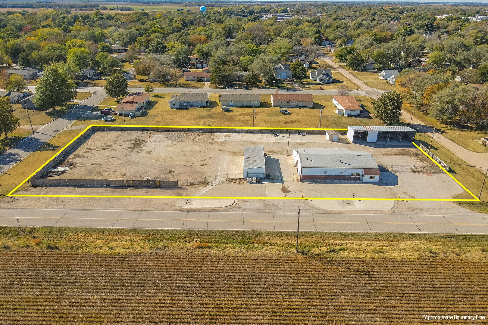 703 McNair St, Halstead, KS for sale Primary Photo- Image 1 of 1
