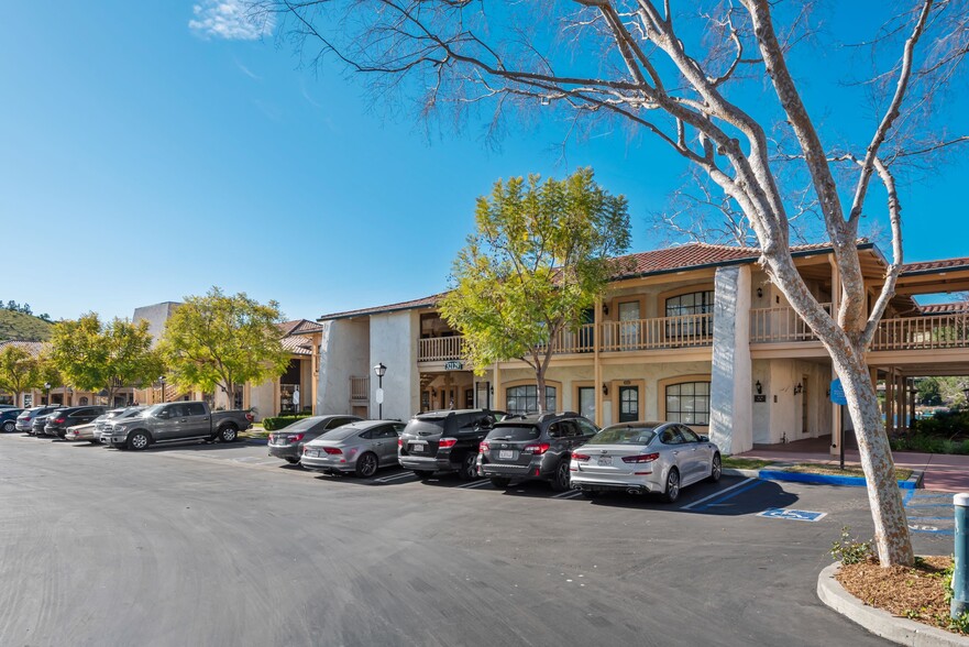 32129 Lindero Canyon Rd, Westlake Village, CA for sale - Primary Photo - Image 1 of 1