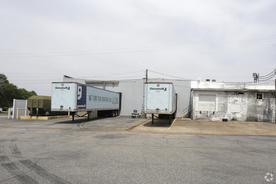3545-3565 Boiling Springs Rd, Boiling Springs, SC for lease - Building Photo - Image 2 of 15