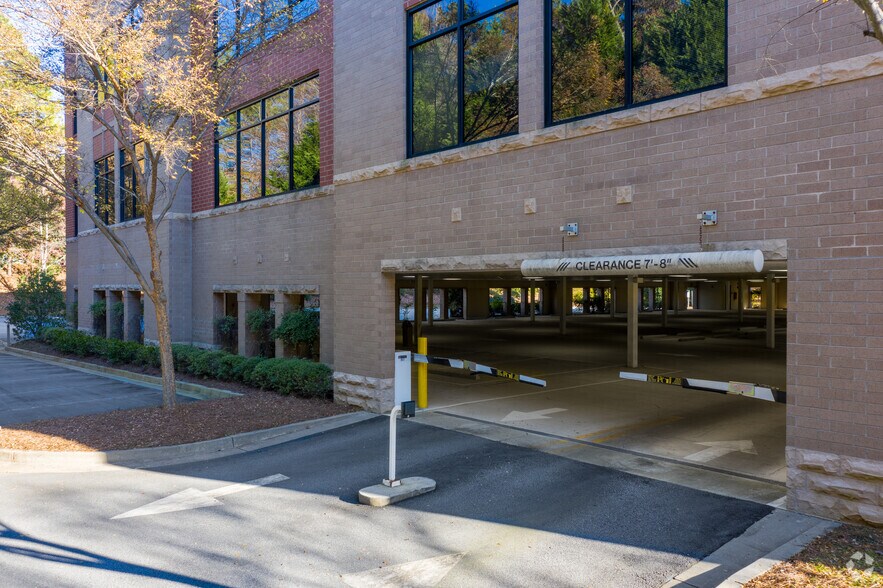 2736 Meadow Church Rd, Duluth, GA 30097 Meridian at Sugarloaf