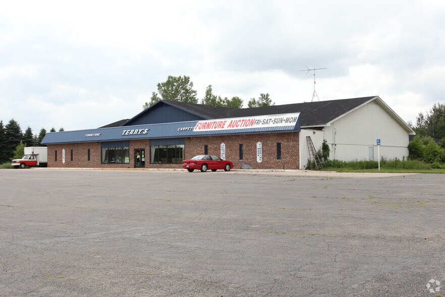 5983 S Warner Ave, Fremont, MI for sale - Primary Photo - Image 1 of 1