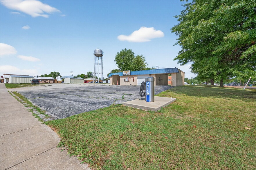 115 E Booneslick Rd, Jonesburg, MO for sale - Building Photo - Image 3 of 19