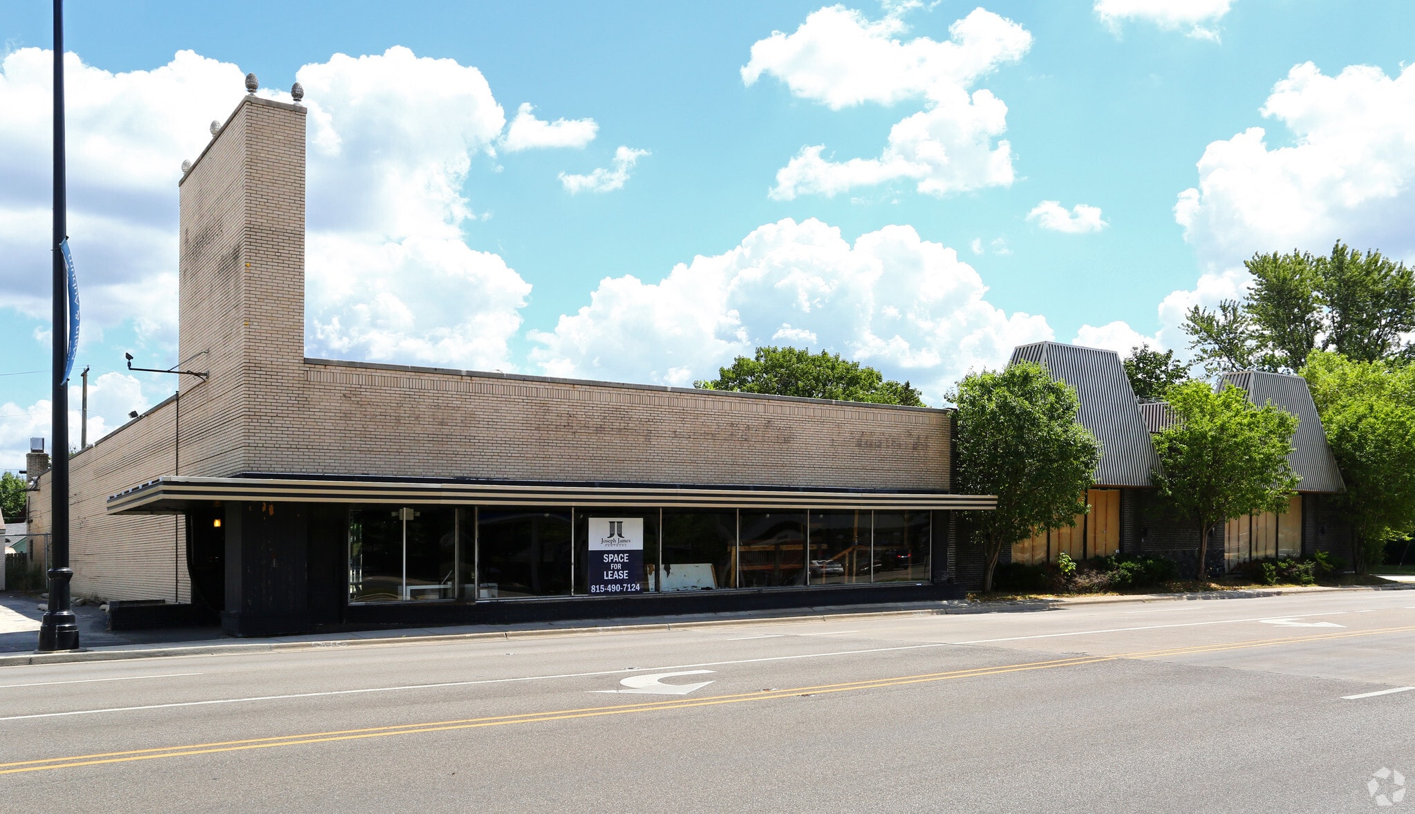 1311 N Main St, Rockford, IL for sale Primary Photo- Image 1 of 1