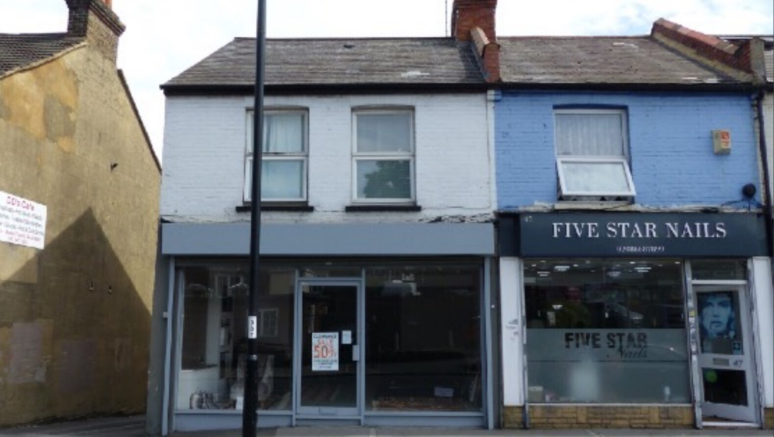 45 Chipstead Valley Rd, Coulsdon, SRY CR5 2RB Retail for Sale