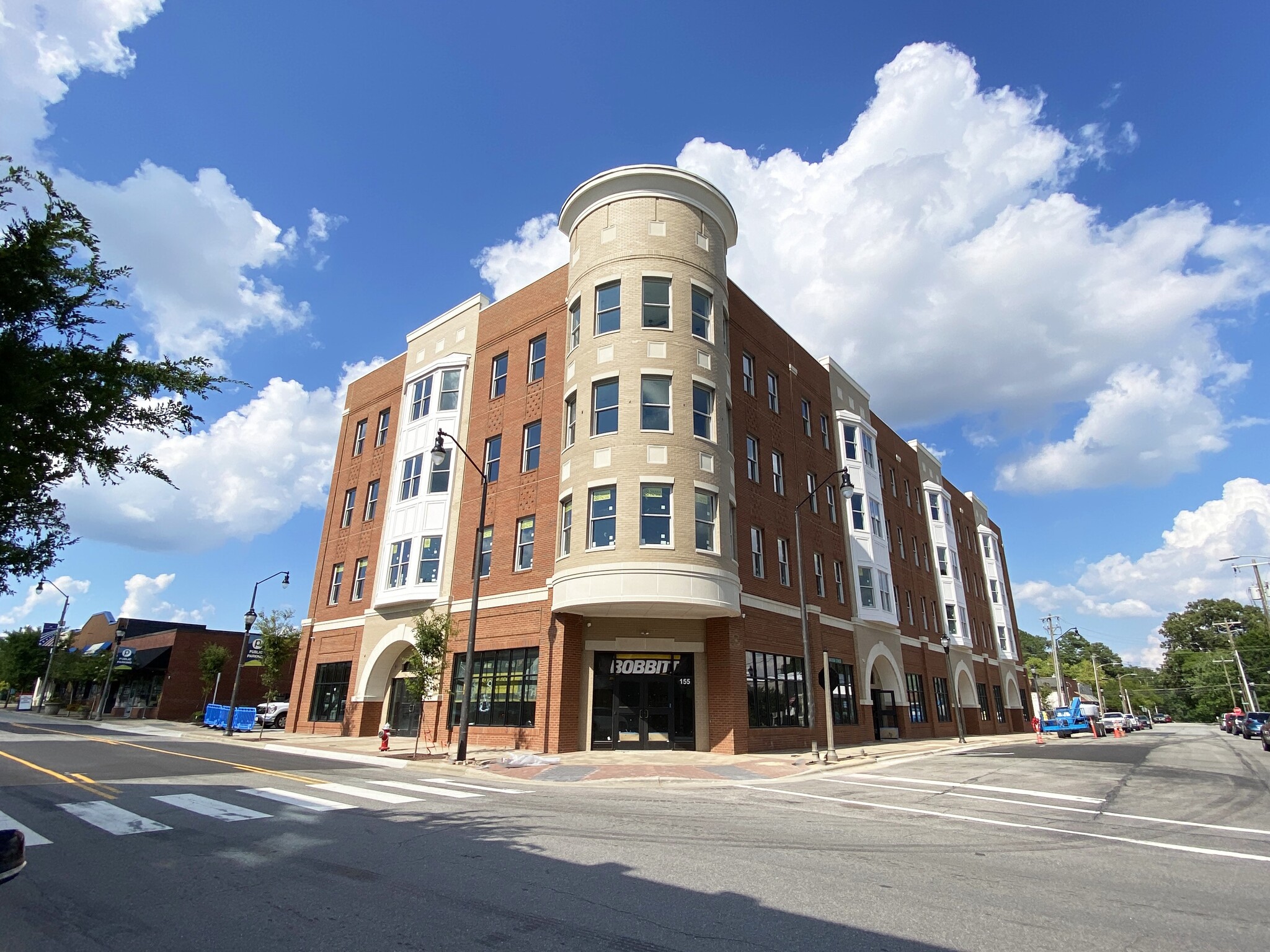 145 S Raleigh St, Fuquay Varina, NC for lease Building Photo- Image 1 of 4