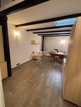 Retail in Barcelona, Barcelona for lease Interior Photo- Image 1 of 5