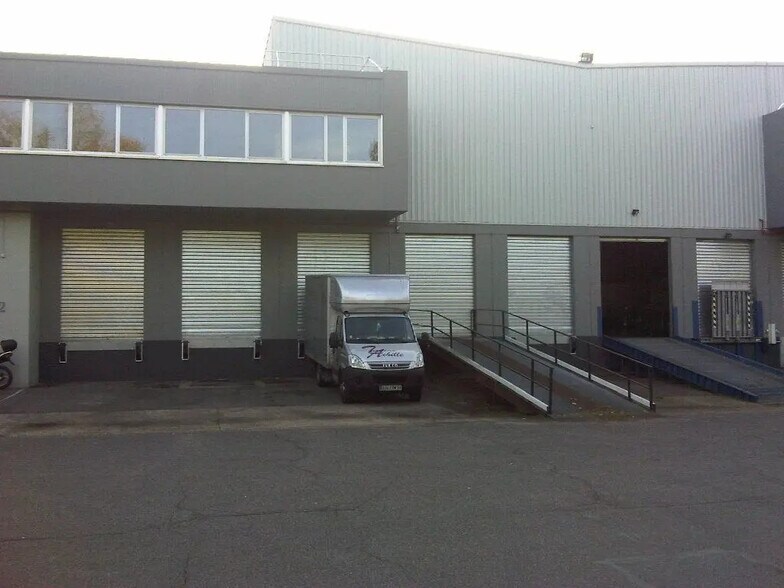 22 Avenue Paul Langevin, Herblay-sur-Seine for lease - Building Photo - Image 3 of 11