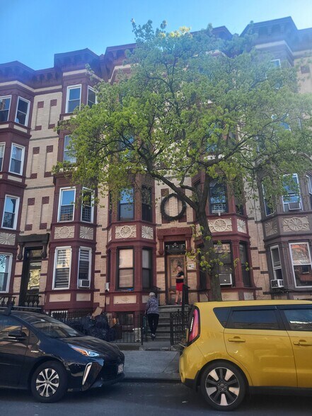 552 11th St, Brooklyn, NY for sale - Building Photo - Image 1 of 1