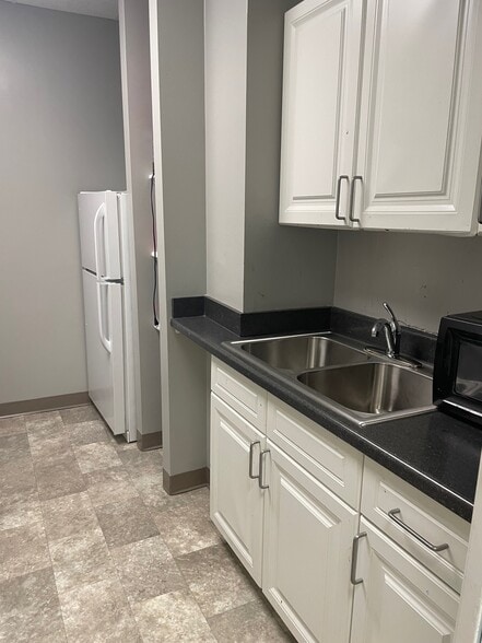 6000 Stevenson Ave, Alexandria, VA for lease - Interior Photo - Image 3 of 10