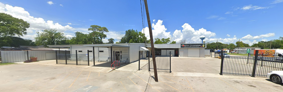 13837 Bonham St, Houston, TX for sale - Primary Photo - Image 1 of 13