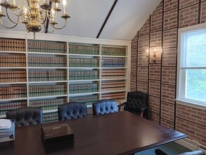 11 E Cliff St, Somerville, NJ for lease Interior Photo- Image 1 of 3