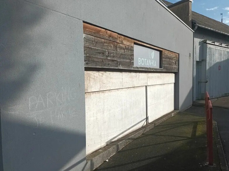 Retail in Fécamp for lease - Building Photo - Image 3 of 3