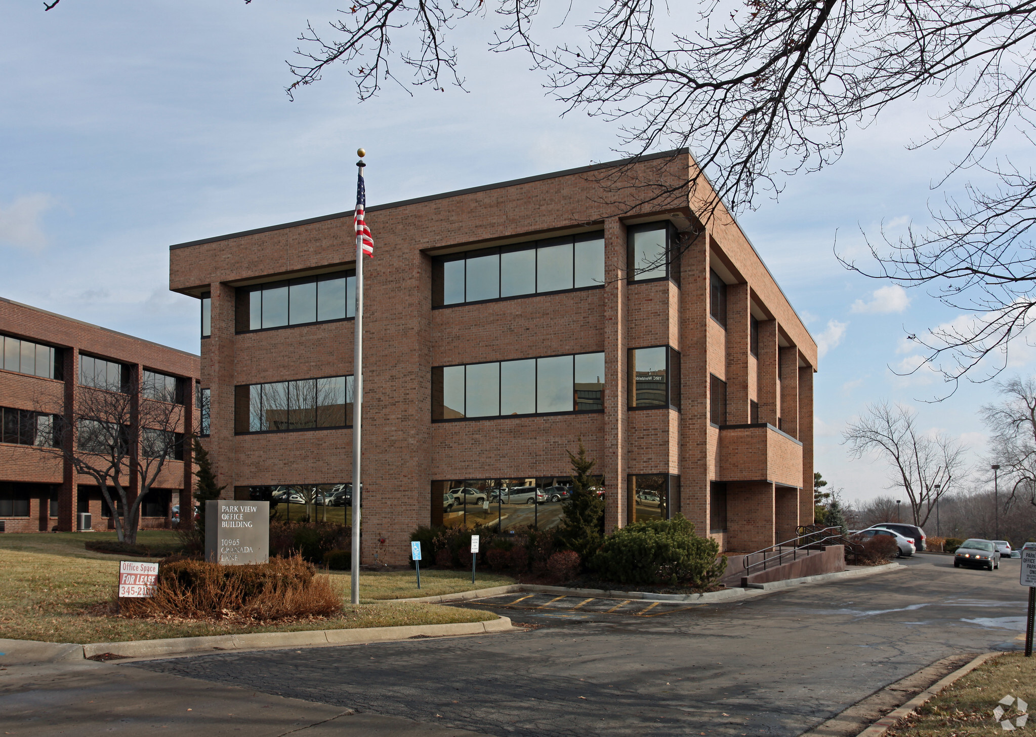 10965 Granada Ln, Overland Park, KS for sale Primary Photo- Image 1 of 7