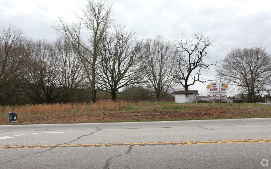 3045 matt hwy, Cumming, GA for sale - Primary Photo - Image 1 of 1