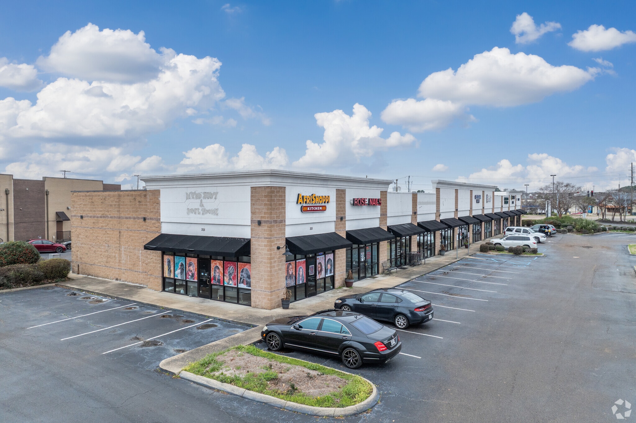 201 Ring Rd, Ridgeland, MS for sale Primary Photo- Image 1 of 11