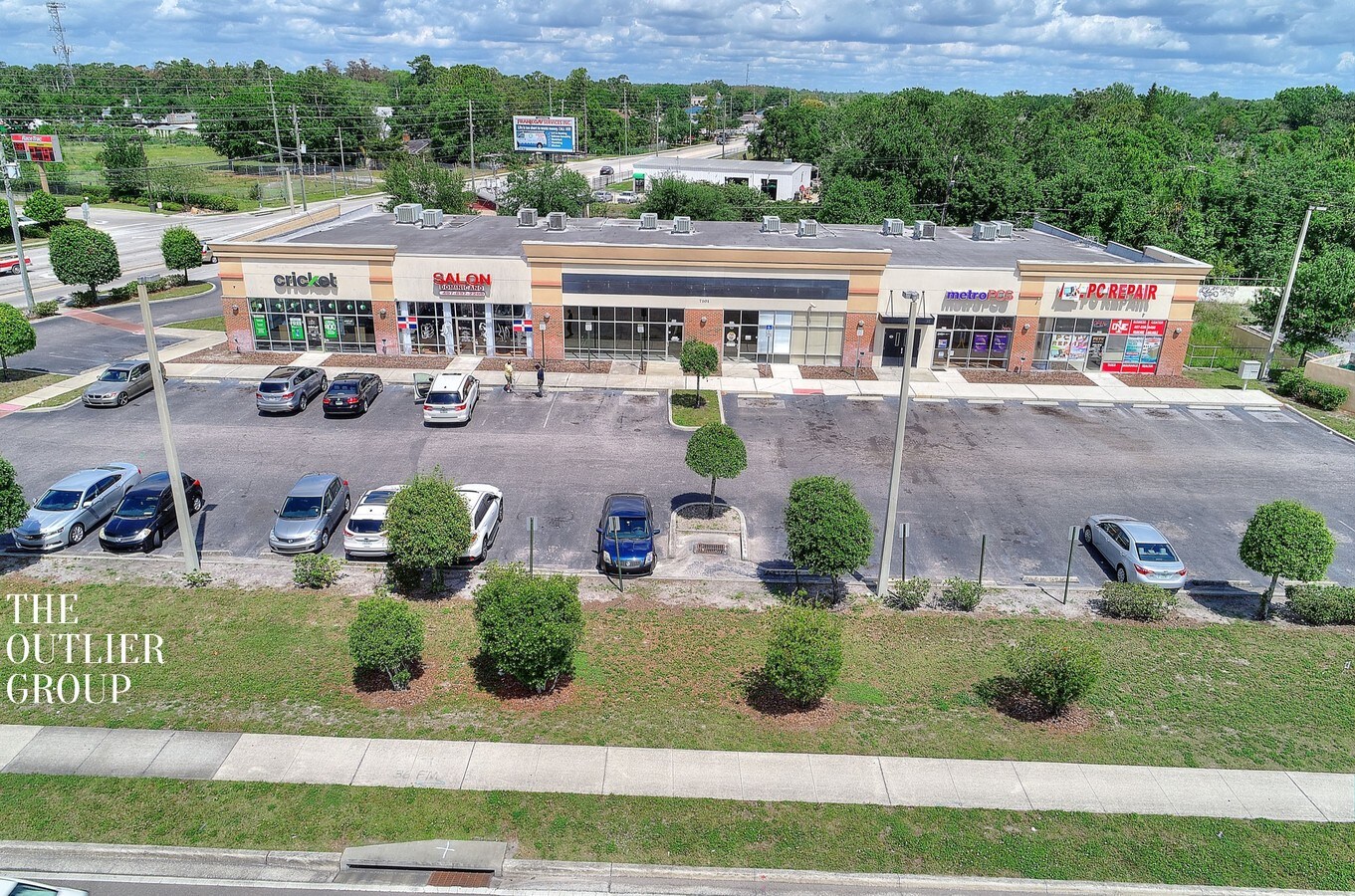 7101 E Colonial Dr, Orlando, FL 32807 Colonial Commons