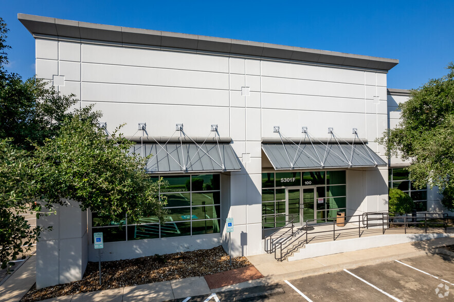 5300 Riata Park Ct, Austin, TX for lease - Primary Photo - Image 1 of 9