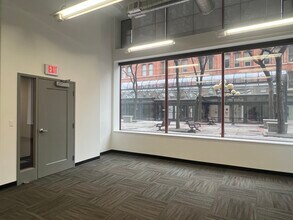 109 S Warren St, Syracuse, NY for lease Interior Photo- Image 1 of 1