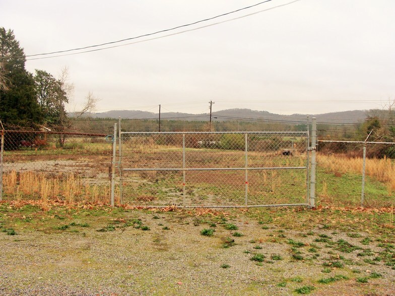 Eureka Rd, Cleveland, TN 37312