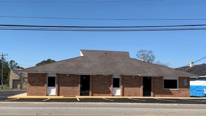 2300 N Pine St, Lumberton, NC for lease Building Photo- Image 1 of 17