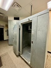 121-179 Cross Center Rd, Denver, NC for lease Interior Photo- Image 2 of 5