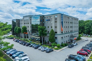 500 W Cummings Park, Woburn MA - Day Care Center