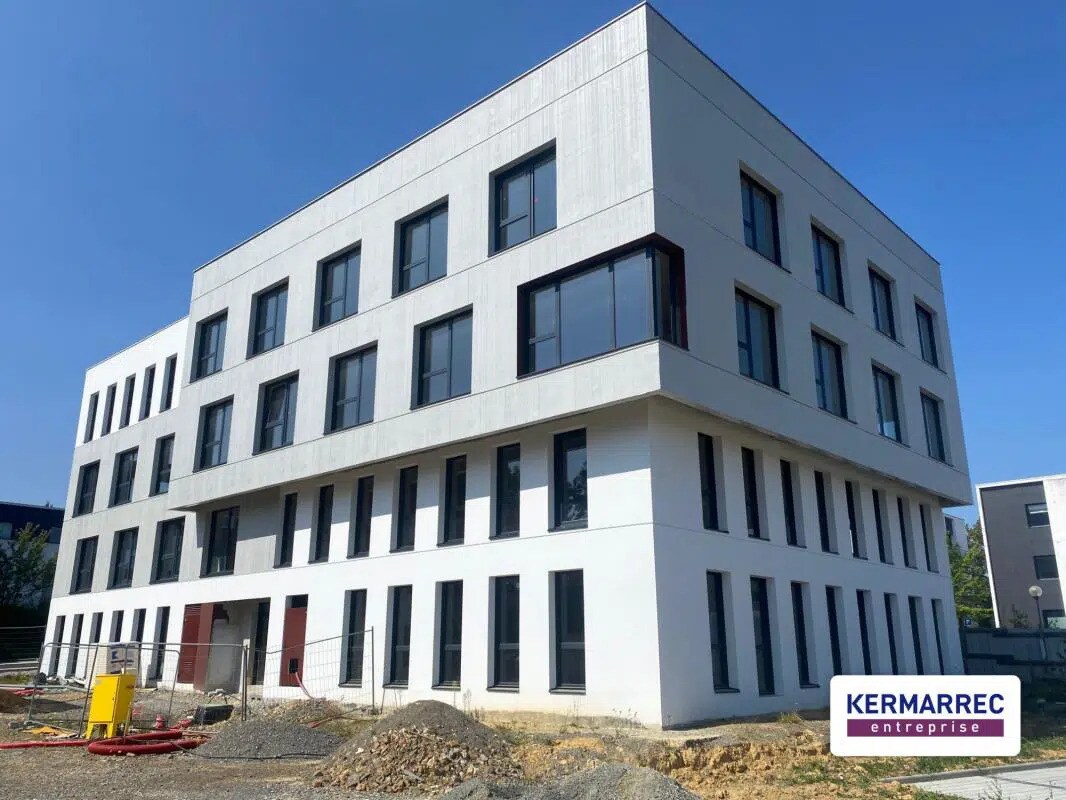 Office in Chartres-de-Bretagne for sale Building Photo- Image 1 of 5