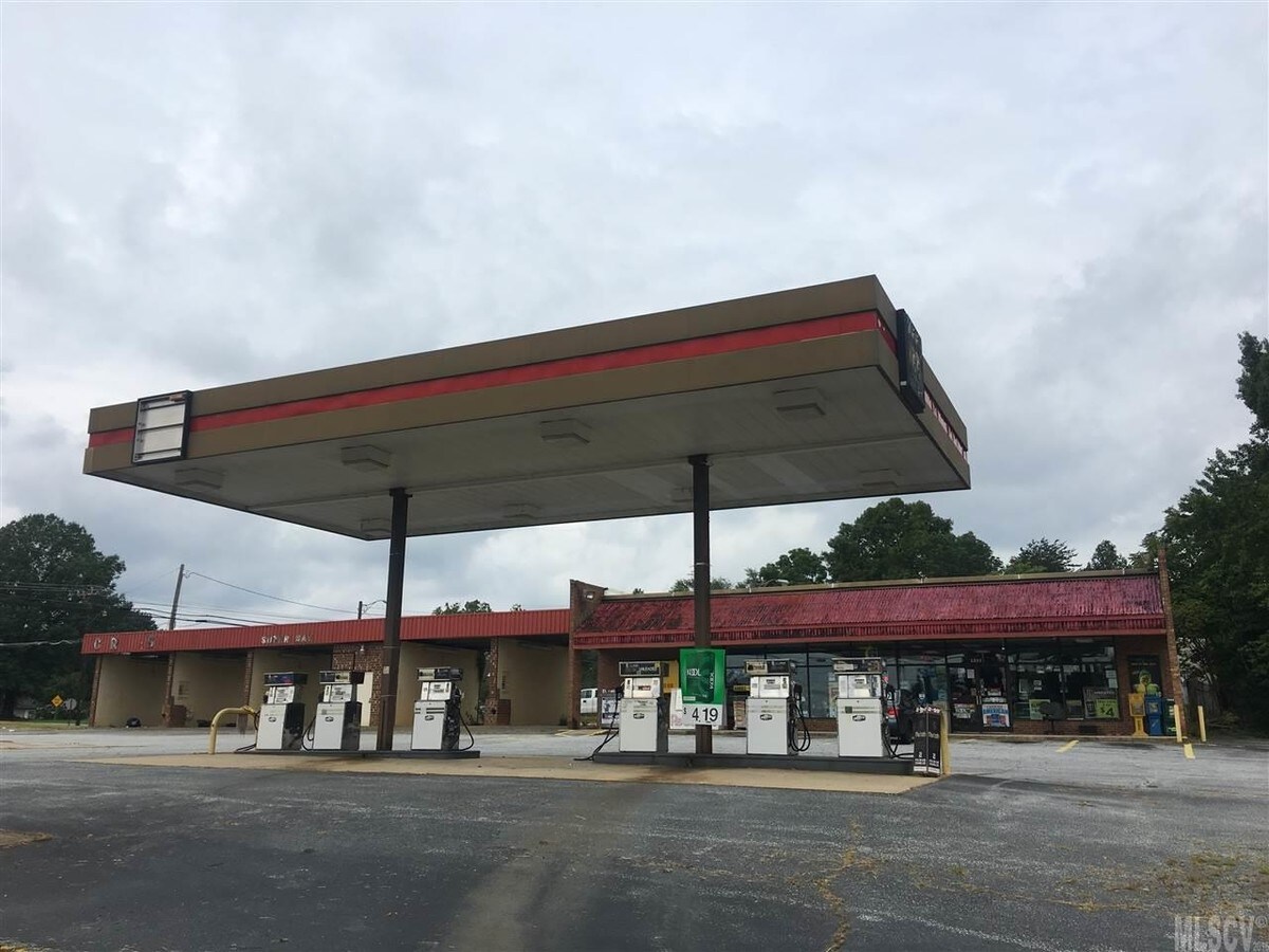 1251 Norwood St SW, Lenoir, NC 28645