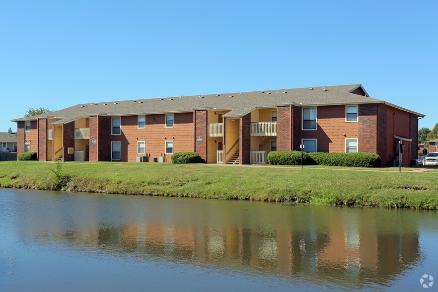 6326 S 107th East Ave, Tulsa, OK for sale - Building Photo - Image 1 of 95