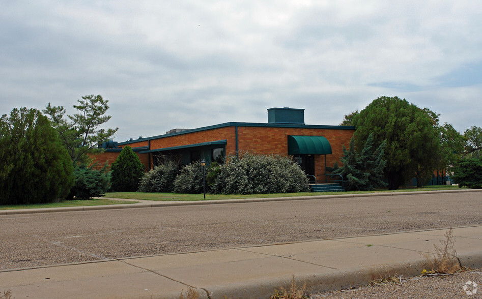 9710 10th Dr, Lubbock, TX for lease - Primary Photo - Image 1 of 4