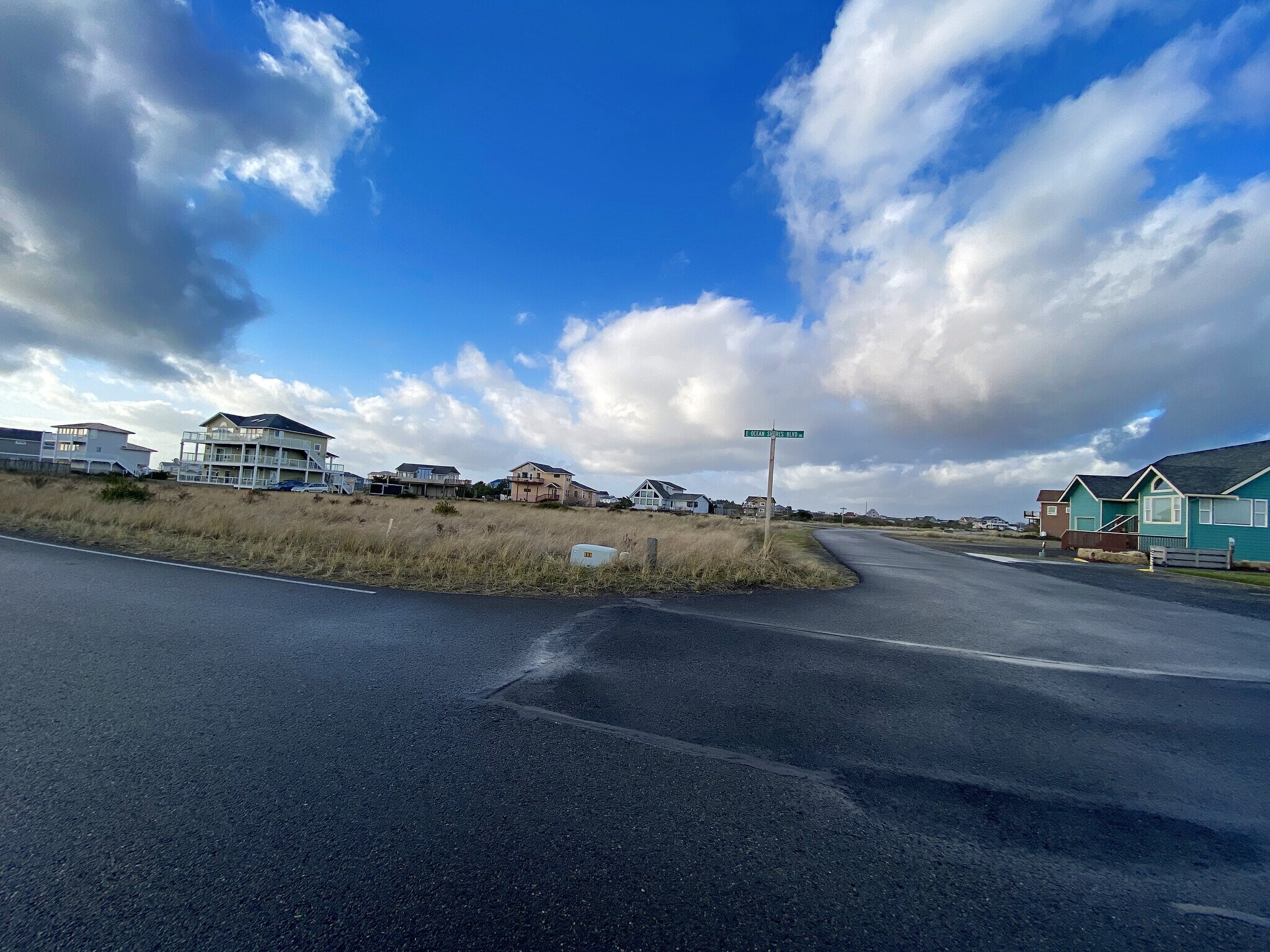 1499 Ocean Shores Blvd, Ocean Shores, WA 98569 Absolutely incredible