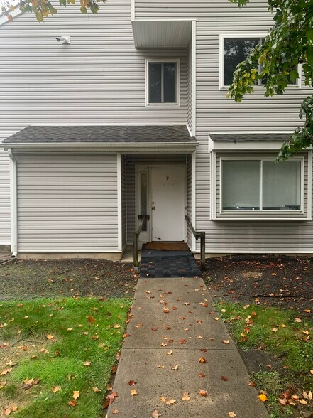 4105 Route 1, Suite 7, Monmouth Junction, NJ for sale - Building Photo - Image 1 of 1