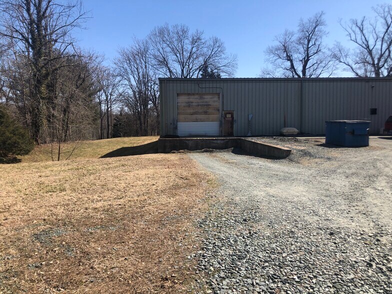 1820 Broadway St, Charlottesville, VA 22902