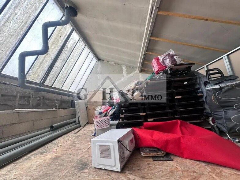 Industrial in Pierrefitte-sur-Seine for sale - Interior Photo - Image 1 of 4