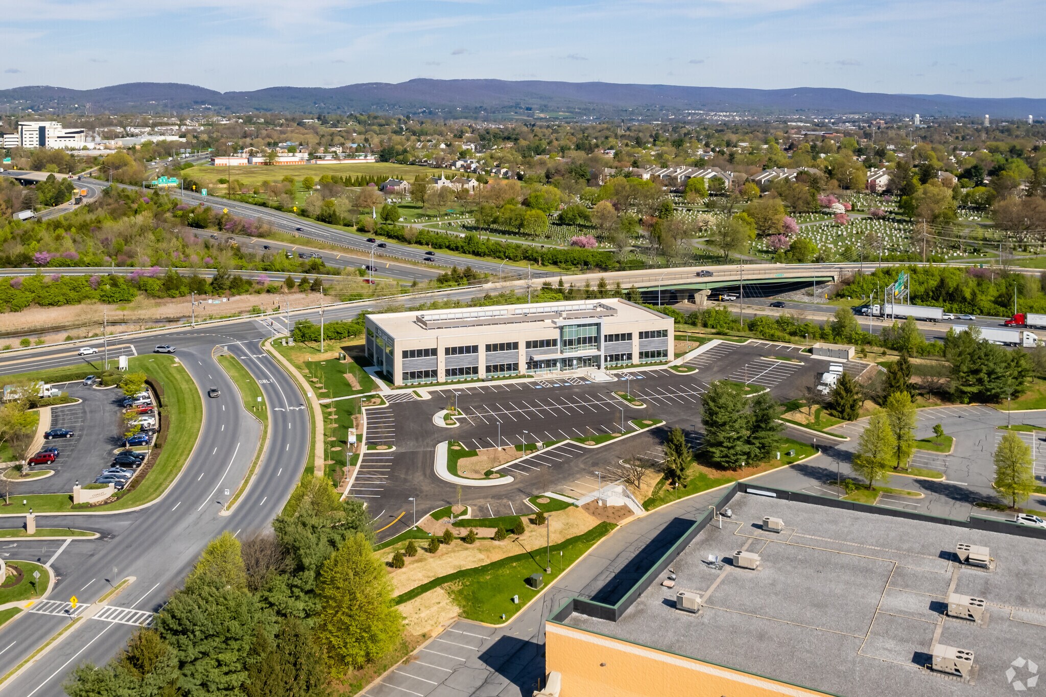 7100 Guilford Dr, Frederick, MD 21704 Office/Medical for Lease