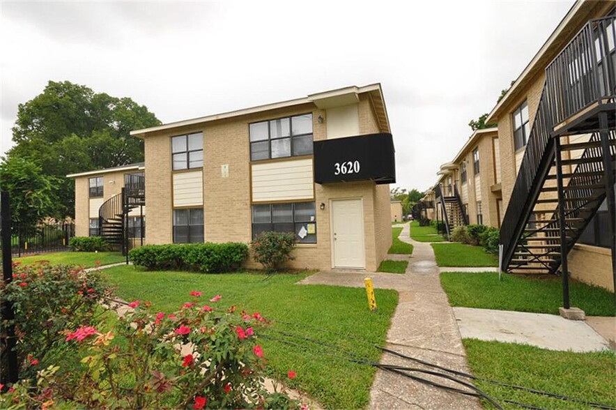 3620 Southmore Blvd, Houston, TX for sale - Building Photo - Image 1 of 1