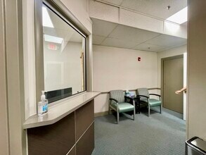 160 Commonwealth Ave, Boston, MA for lease Building Photo- Image 1 of 10