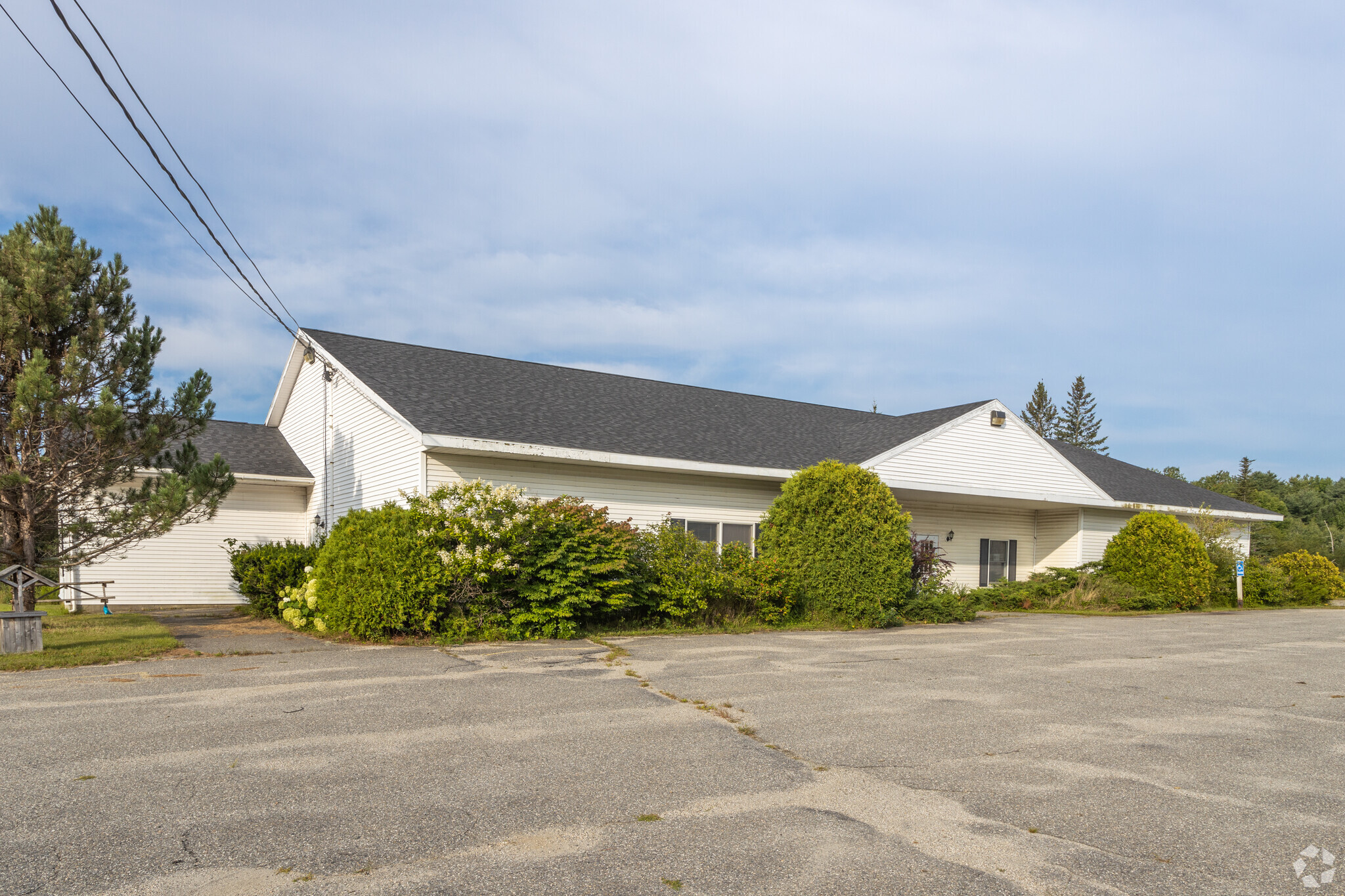 190 Bangor Rd, Ellsworth, ME for sale Primary Photo- Image 1 of 1