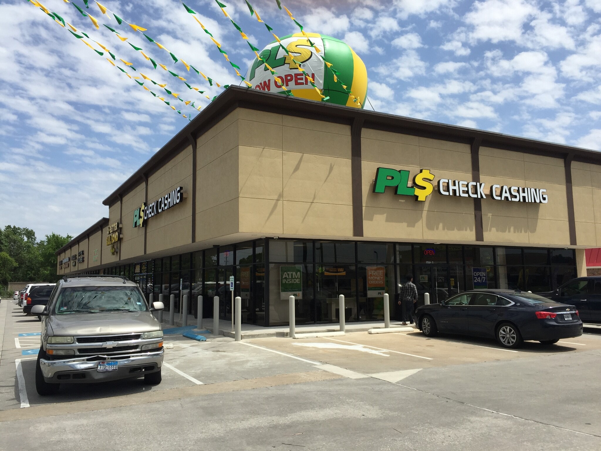 4240 Highway 6 N, Houston, TX for lease Building Photo- Image 1 of 3
