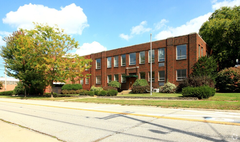 609 Bank St, Painesville, OH 44077