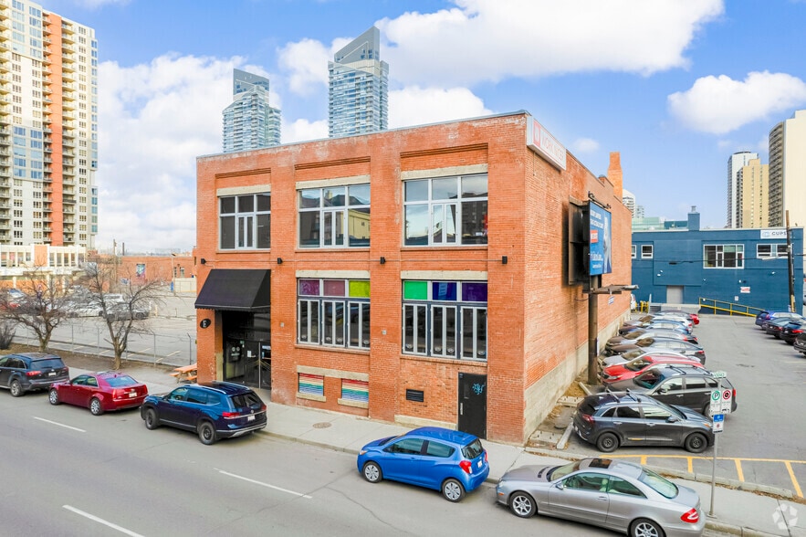 1006 11th Ave SW, Calgary, AB for lease - Primary Photo - Image 1 of 4