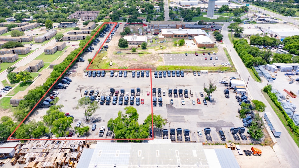 302 Springfield Rd, San Antonio, TX for lease - Building Photo - Image 3 of 4