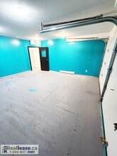 138 Main St W, Shelburne, ON for lease Interior Photo- Image 2 of 11