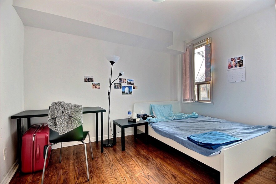 665-667 Manning Ave, Toronto, ON for sale - Building Photo - Image 3 of 30