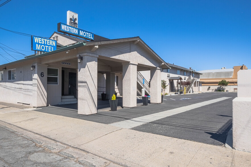 6 S Wood St, Salinas, CA for sale - Building Photo - Image 2 of 36