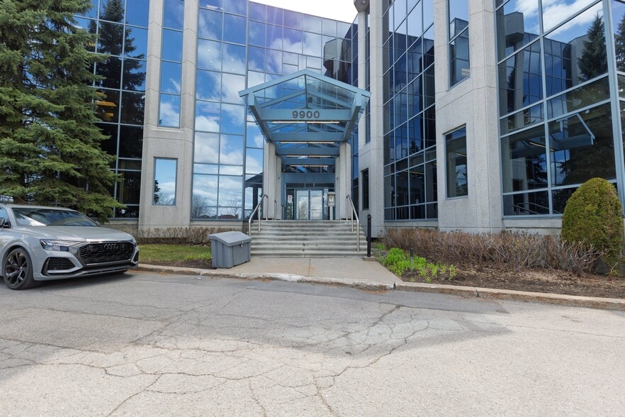 9900 Boul Cavendish, Montréal, QC for lease - Building Photo - Image 2 of 8