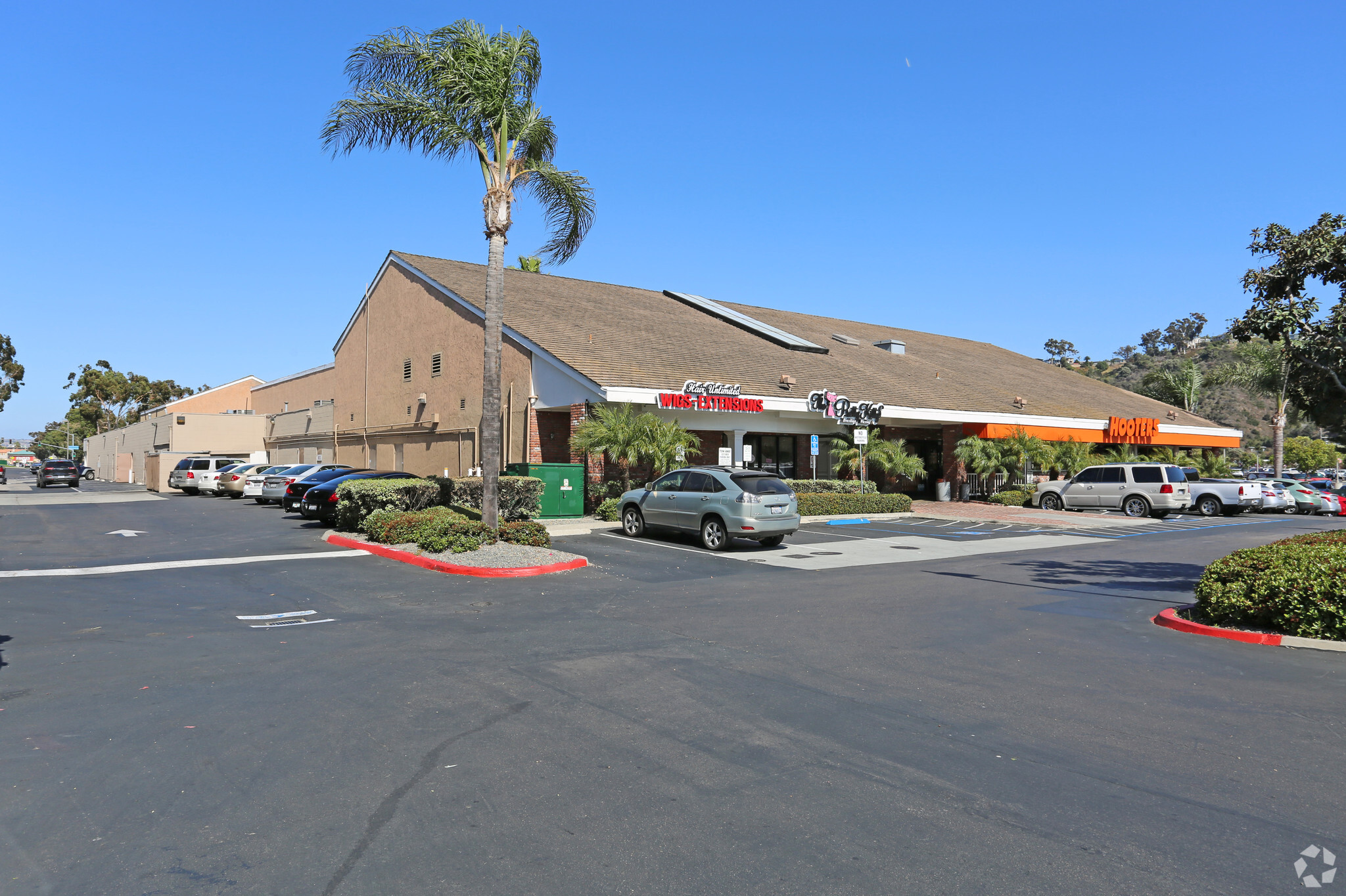 1400 Camino de la Reina, San Diego, CA for lease Building Photo- Image 1 of 5