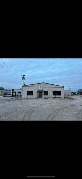 108 Dairy st, Monett, MO for sale - Building Photo - Image 2 of 18